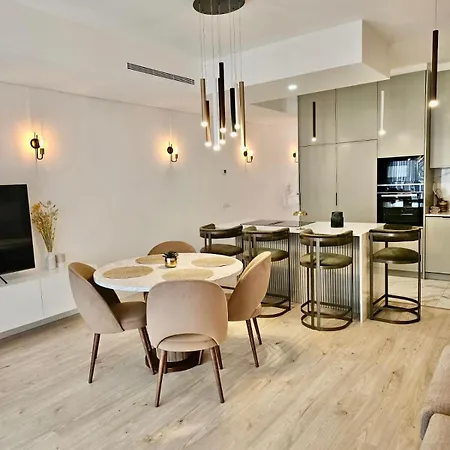 Chic Marina Gem Puerto Banus *